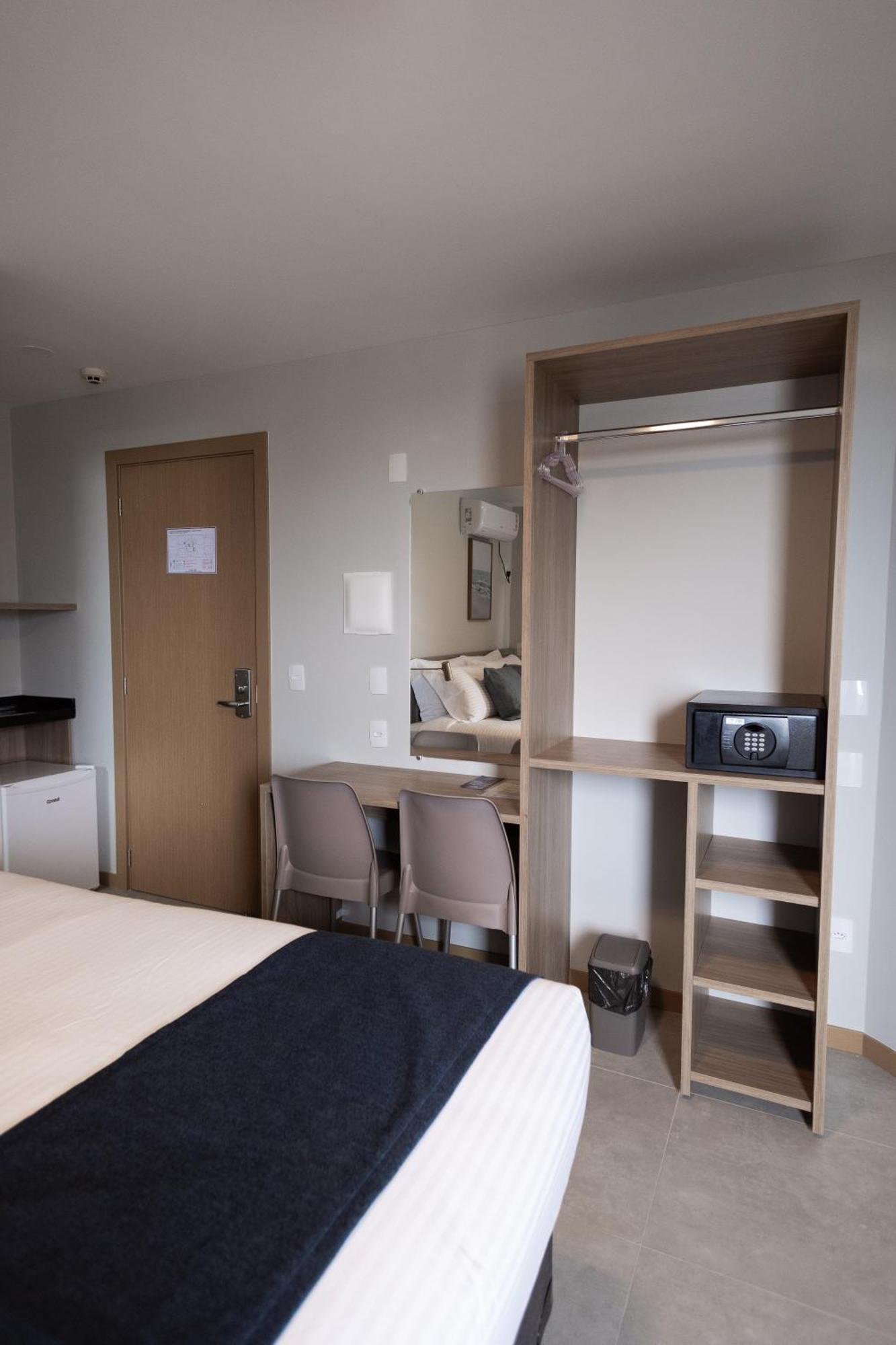 Double Room,1742625180:JPEG
